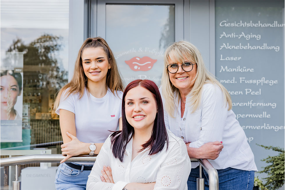 Das Team von Kosmetik Fusspflege Annette Röhrkasse freut sich auf Sie